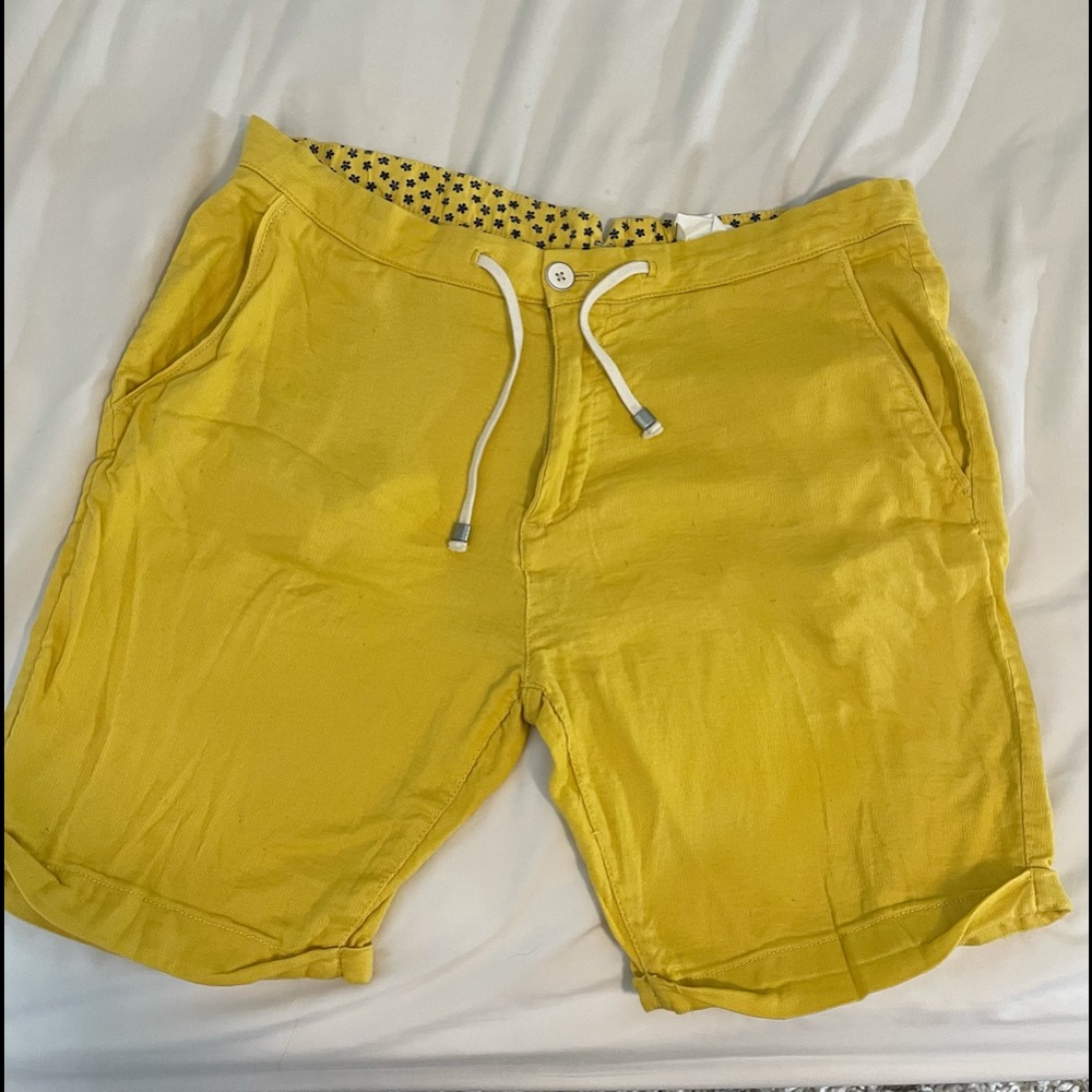 Zara Man Shorts